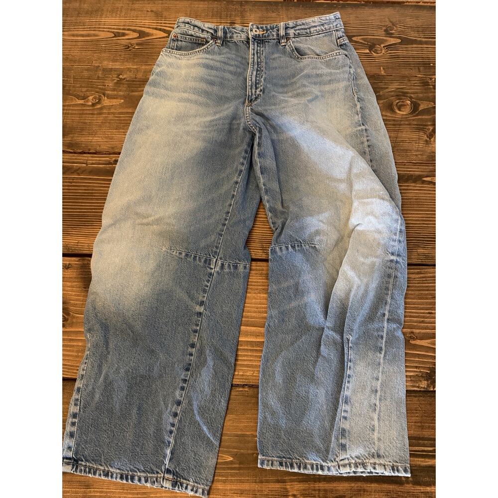 ZARA Light Wash High Rise Baggy Barrel Leg Jeans, Size 8/30